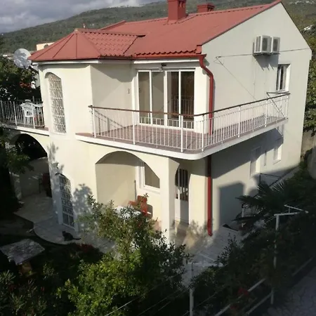 Apartmani Marijana, Matkino 13A Selce Exterior photo
