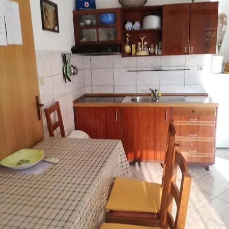 Apartmani Marijana, Matkino 13A Selce Exterior photo