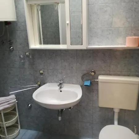 Apartmani Marijana, Matkino 13A Selce Exterior photo