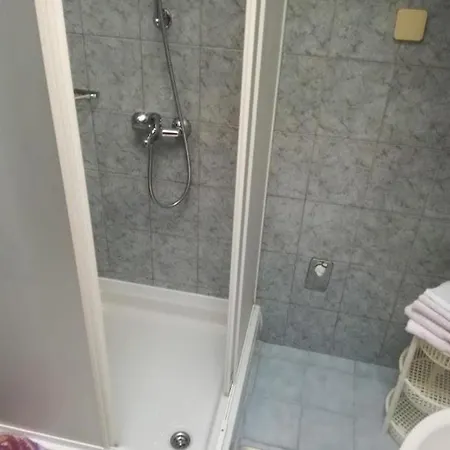 Apartmani Marijana, Matkino 13A Selce Exterior photo