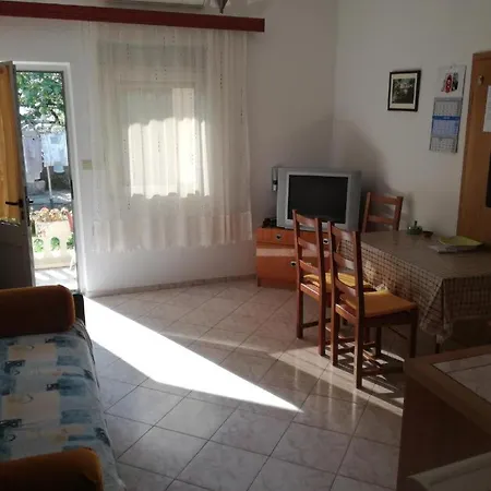 Apartmani Marijana, Matkino 13A Selce Exterior photo