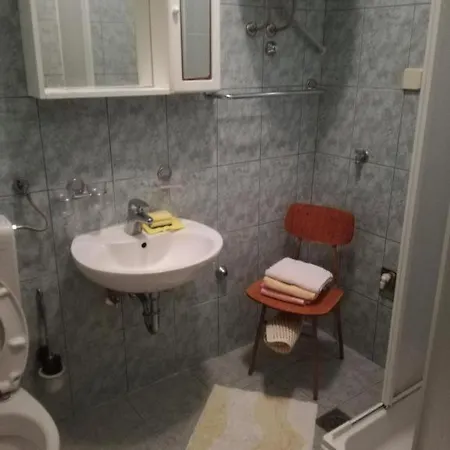 Apartmani Marijana, Matkino 13A Selce Exterior photo