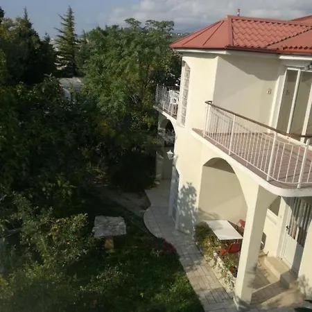 Apartmani Marijana, Matkino 13A Selce Exterior photo
